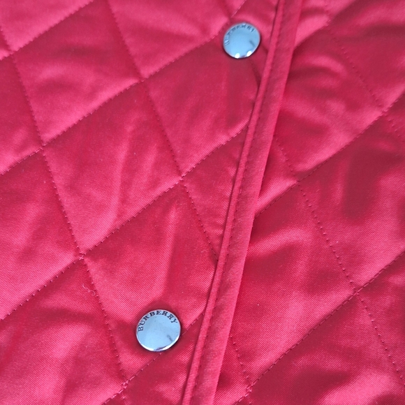 BURBERRY red quilted jacket - Picture 7 of 10